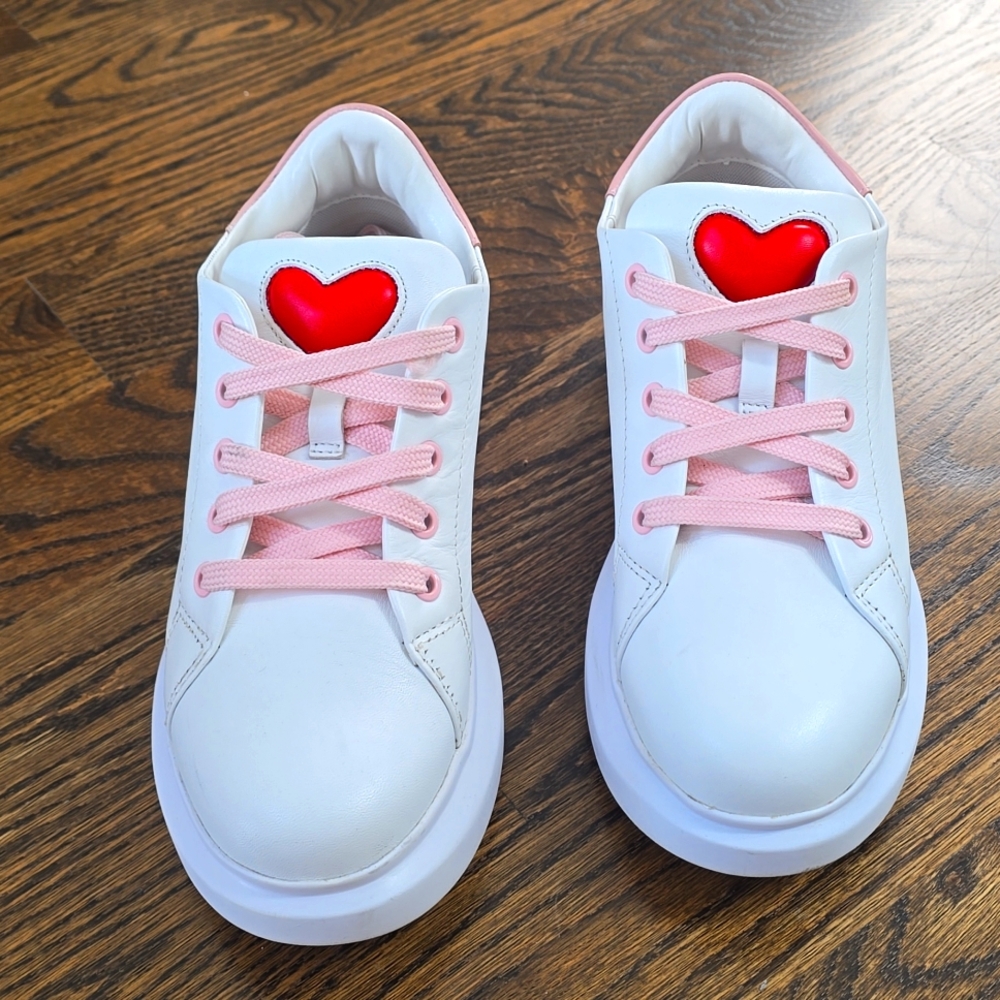 LOVE Moschino sneakers